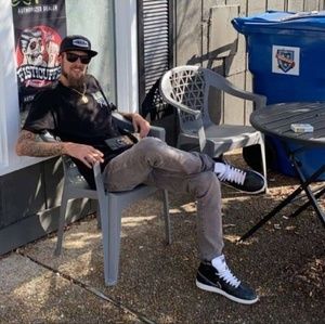 Meet your Posher, Hunter